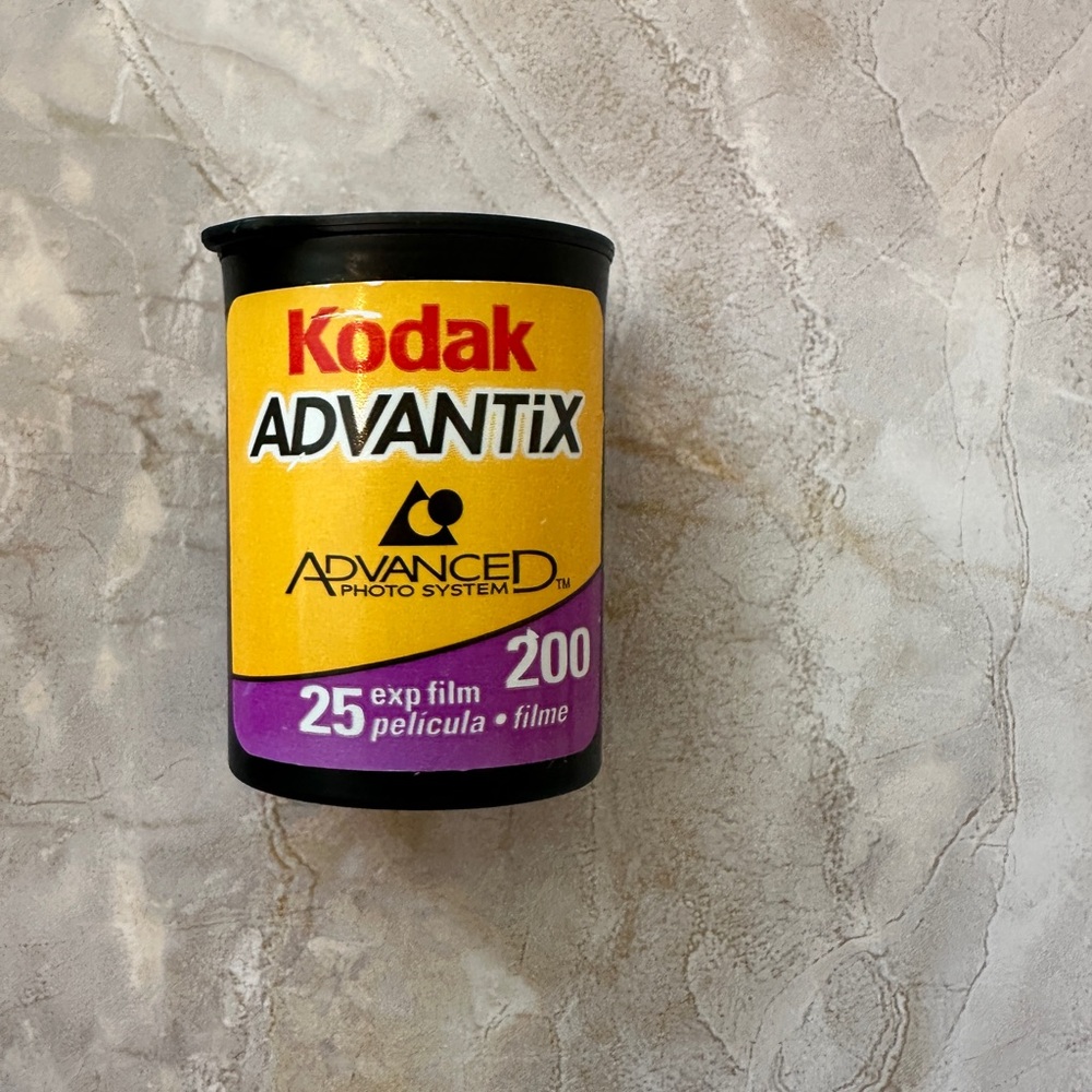 Kodak Advantix 200 Speed 25 Exposure APS Film (APS 200-25)